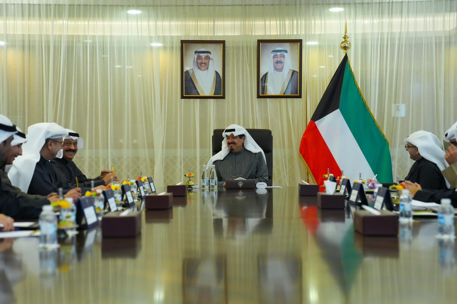 Son Altesse, Cheikh Ahmed Abdallah Al-Ahmad Al-Sabah lors de la réunion