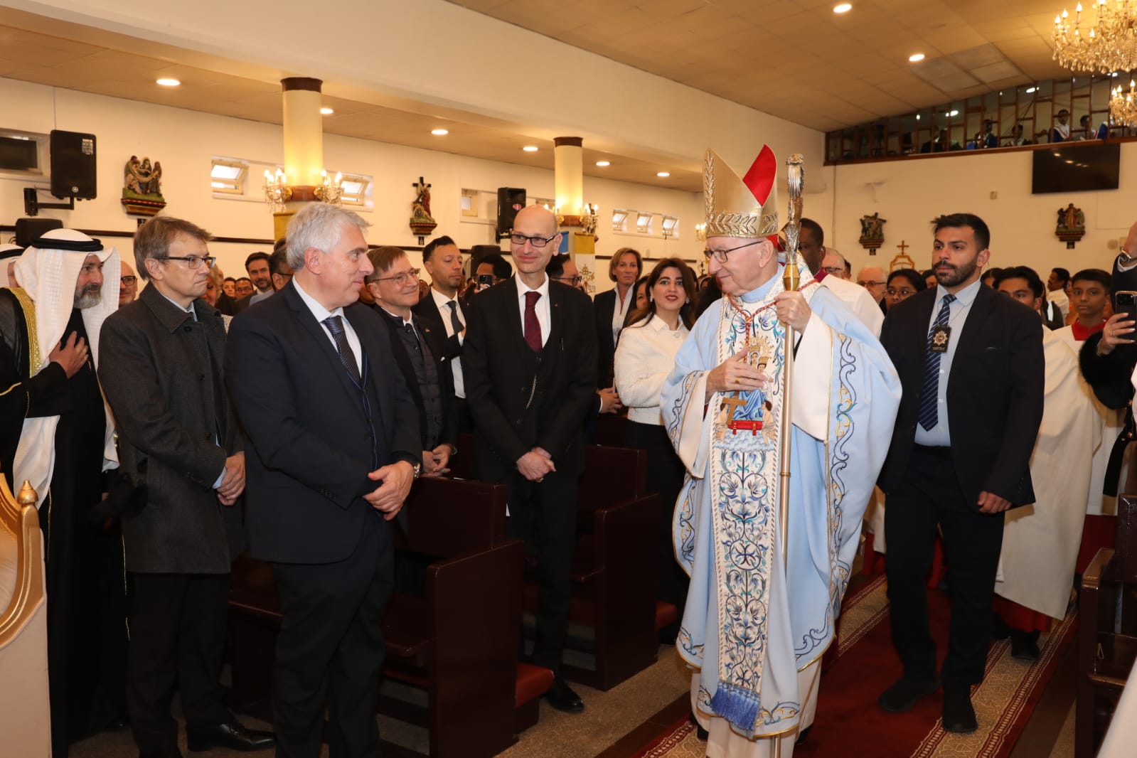 Cardinal Parolin leads Mass in Kuwait's Al-Ahmadi