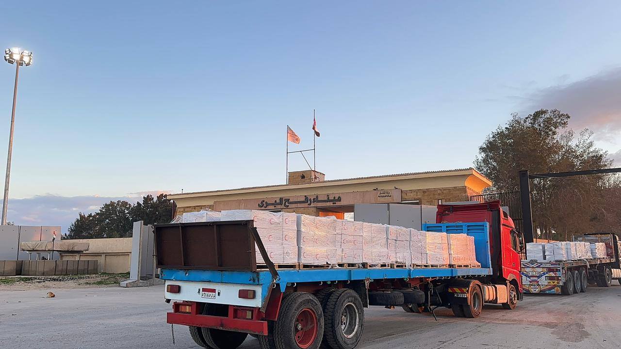 Egypt sends 7,000 tons of aid to Gaza amid cold wave