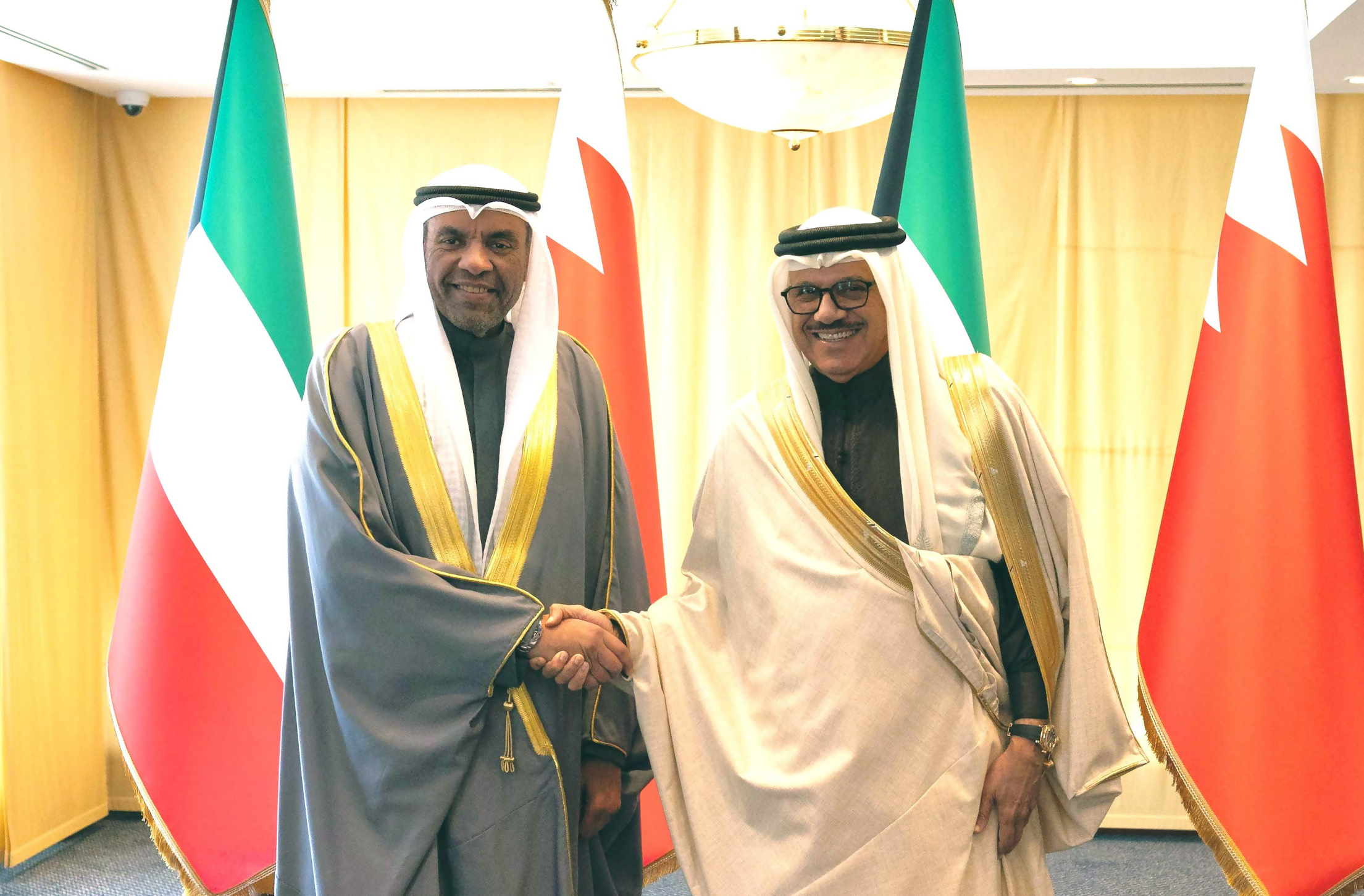 Le ministre des Affaires étrangères et son homologue bahreïni coprésident la réunion du Comité mixte