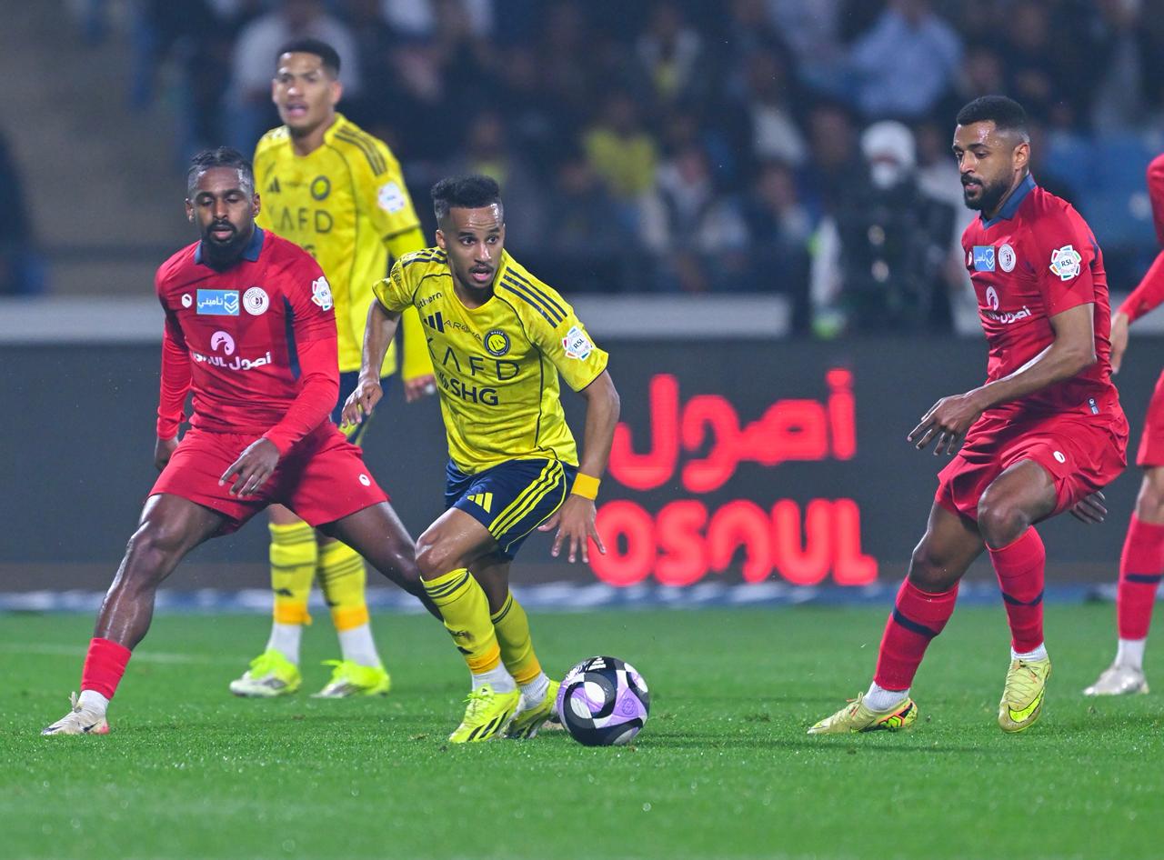 جانب من مواجهة النصر وضمك