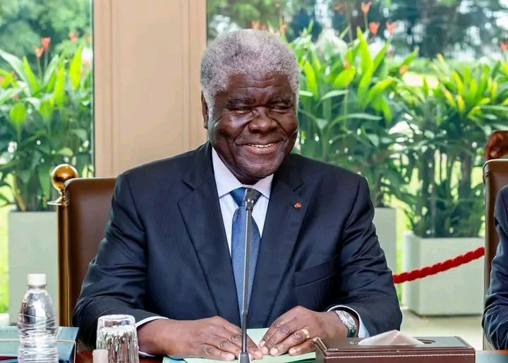 رئيس الوزراء الايفواري روبرت بيوغري مامبي