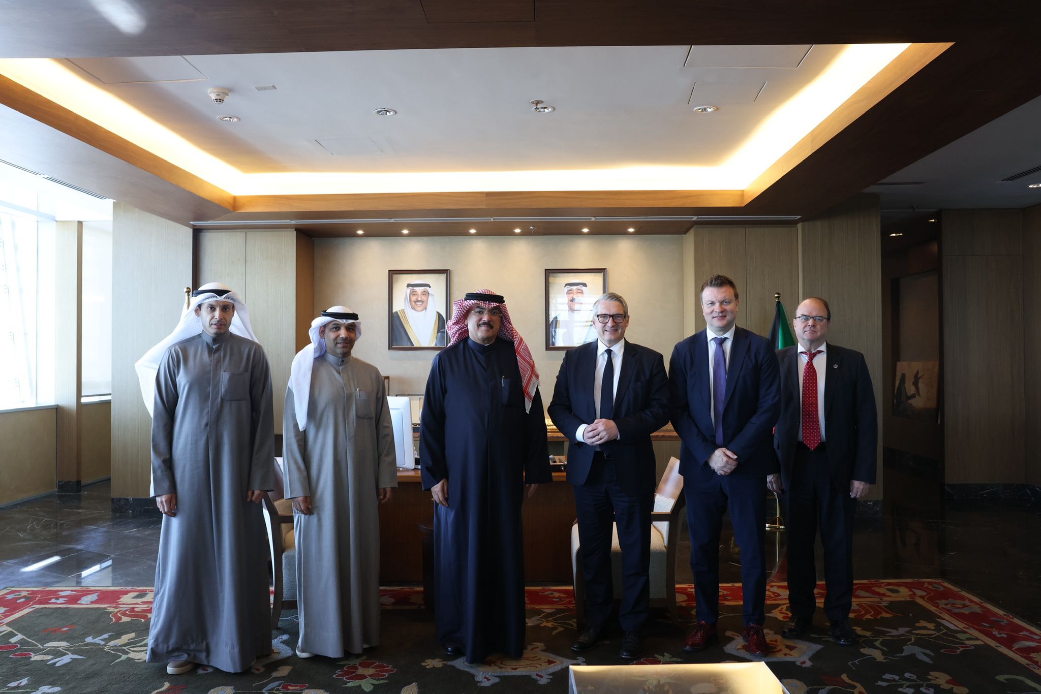 وزير التربية يبحث مع سفير فنلندا آفاق التعاون المشترك بالمجال التعليمي