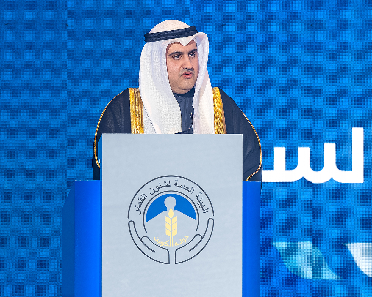 وزير العدل المستشار ناصر السميط يلقي كلمته خلال حفل تكريم القصر الفائقين من طلبة جميع المراحل