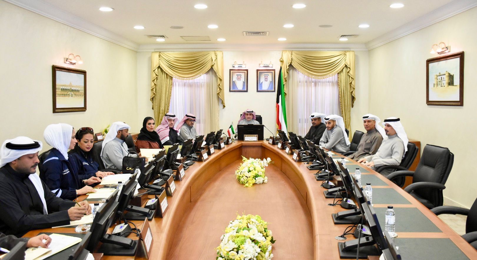 (الجهاز المركزي) وهيئة الصناعة يعقدان اجتماعا تنسيقيا لتعزيز التعاون الثنائي والربط الآلي