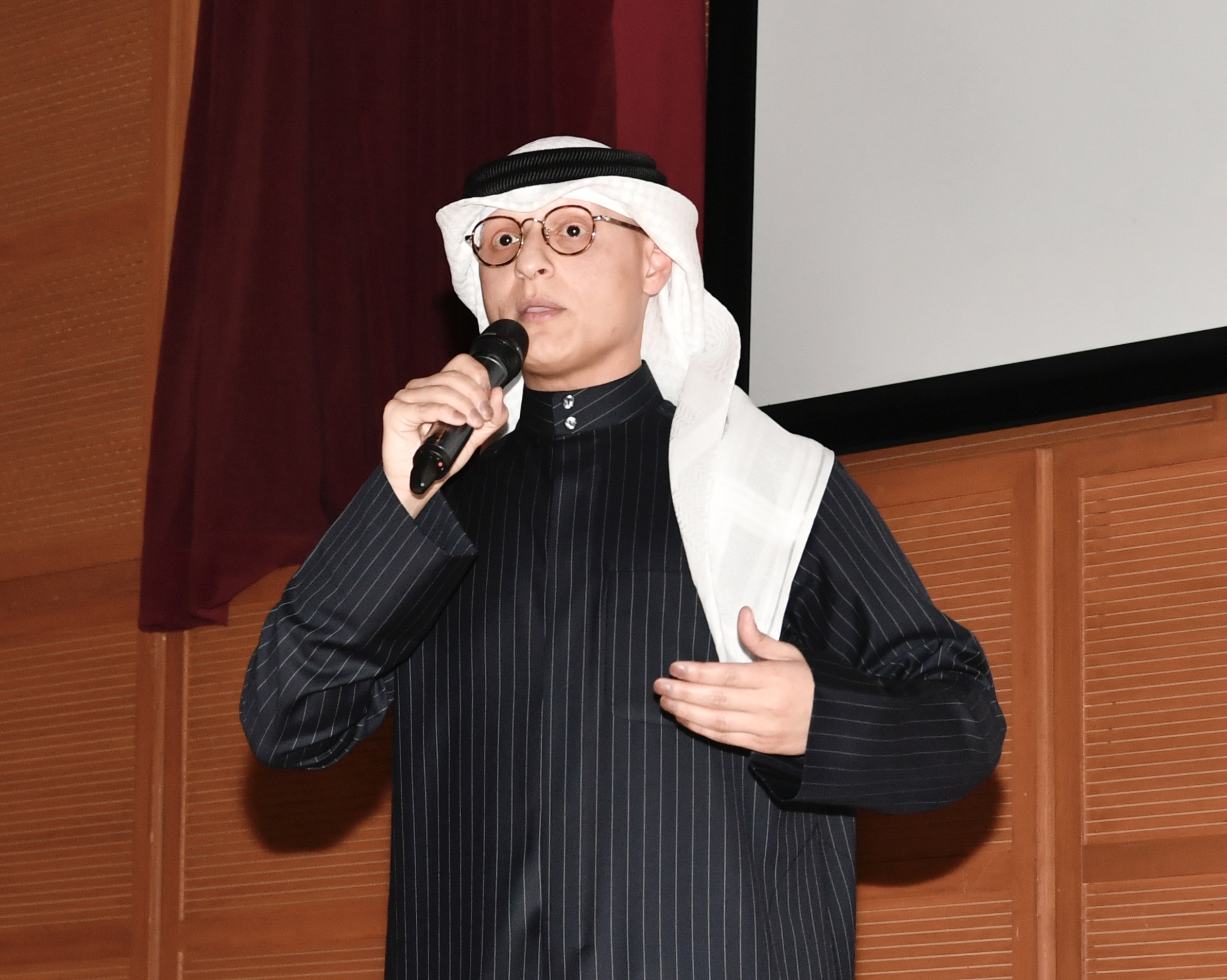 ممثل قسم التوجيه والإرشاد ضاري الشطي