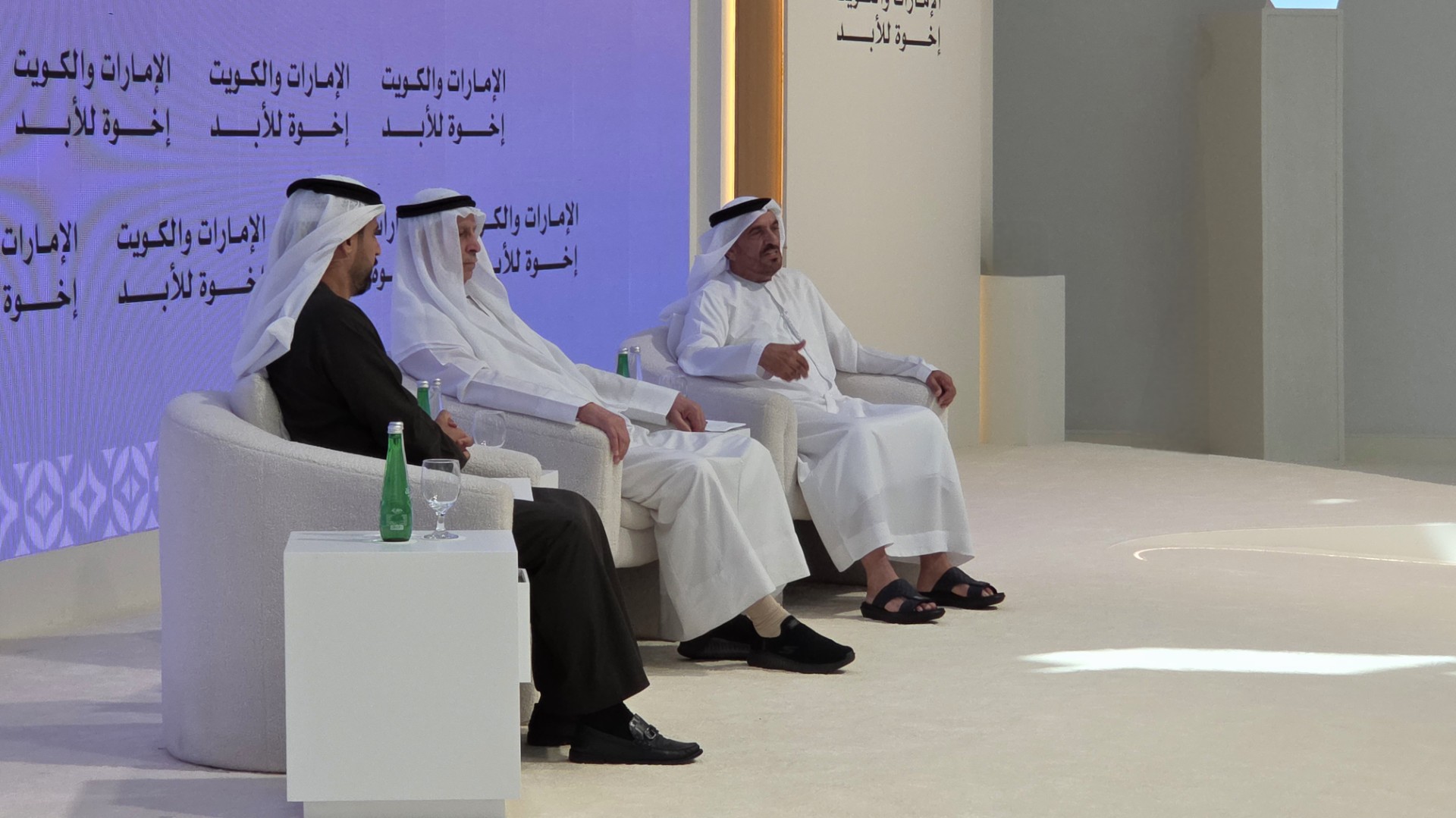 أسبوع (الإمارات والكويت.. إخوة للأبد) يستهل فعالياته بانطلاق المنتدى الإعلامي بحضور وزير الدفاع الكويتي