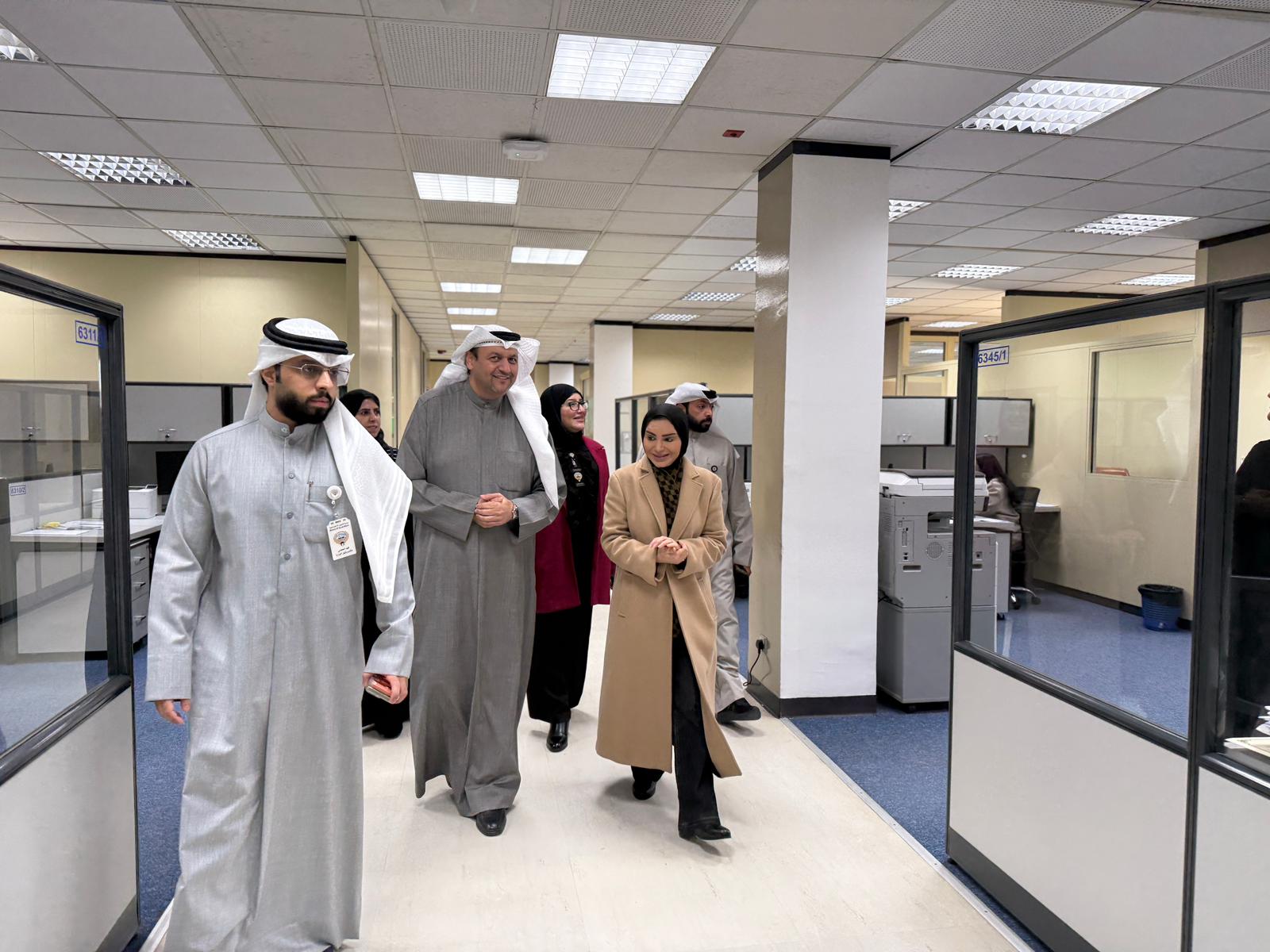 وزير الشؤون الاجتماعية الدكتورة أمثال الحويلة خلال جولتها التفقدية