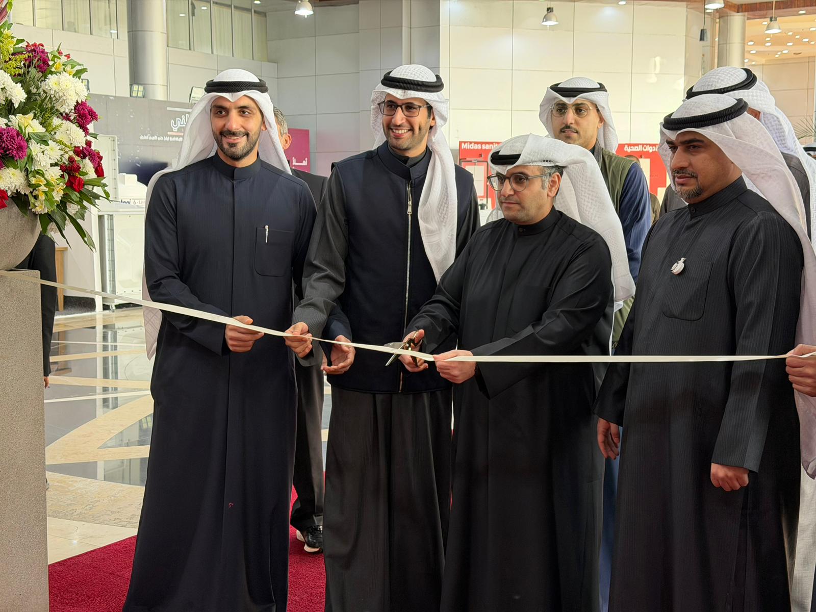 Kuwaiti Minister of State for Municipal Affairs and Minister of State for Housing Affairs inaugurates the "Home of a Lifetime 2026" exhibition