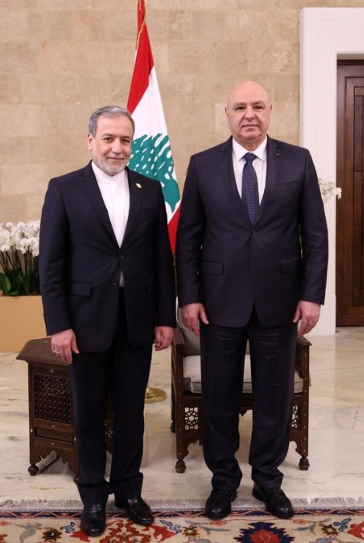 الرئيس اللبناني جوزاف عون خلال استقباله وزير الخارجية الإيراني عباس عراقجي