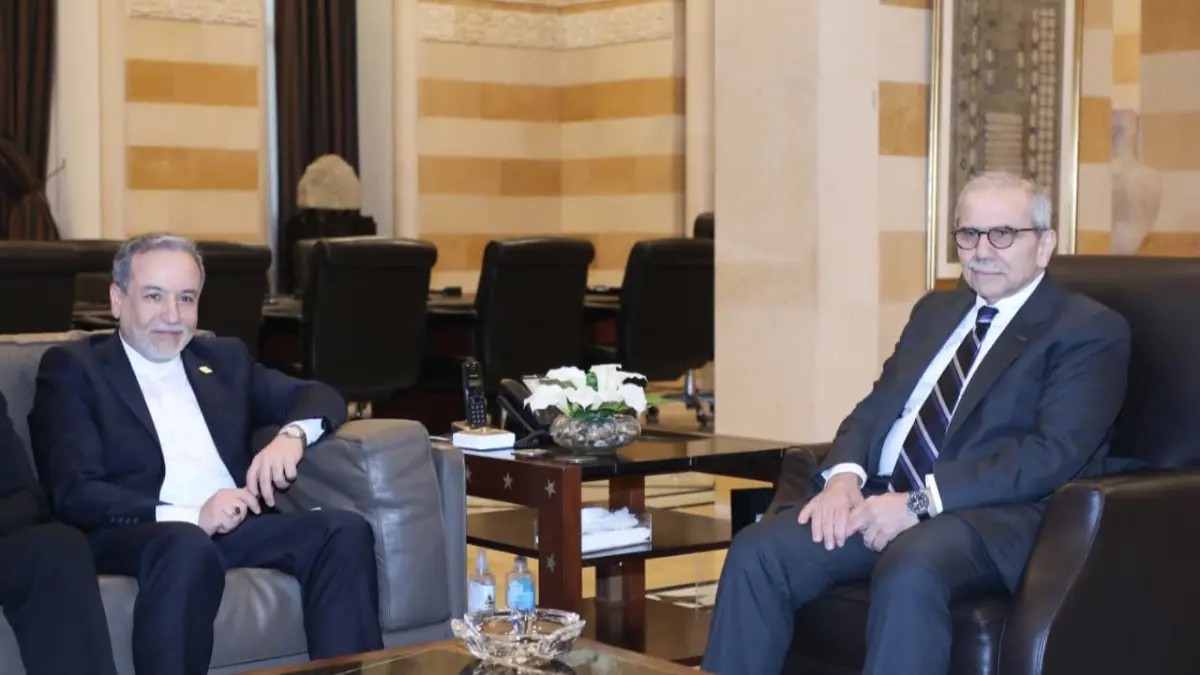 رئيس مجلس الوزراء اللبناني نواف سلام يستقبل  وزير الخارجية الإيراني عباس عراقجي