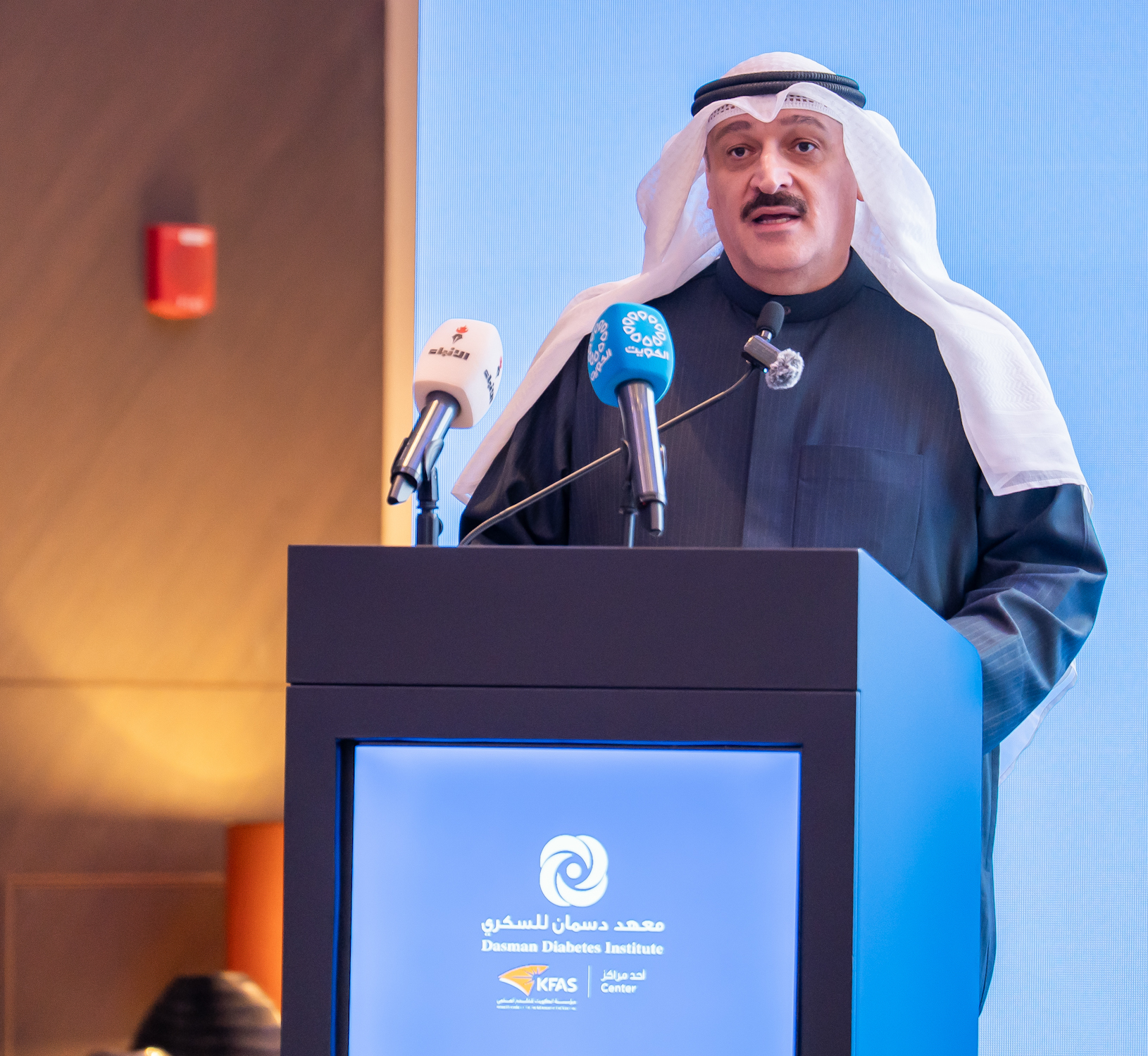 وزير الصحة د.احمد العوضي أثناء كلمته