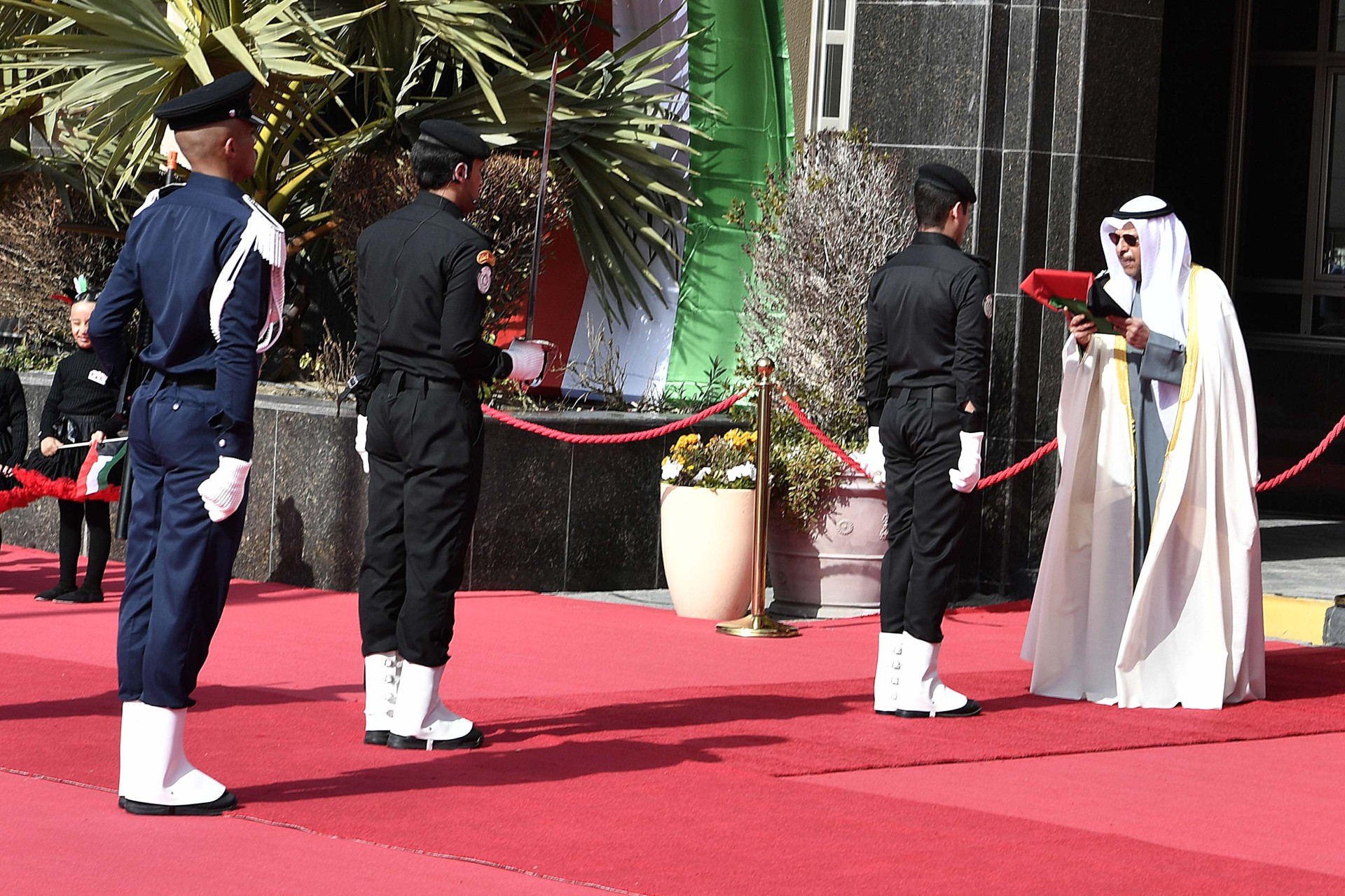 مراسم رفع العلم بمحافظة الفروانية للاحتفال بالأعياد الوطنية