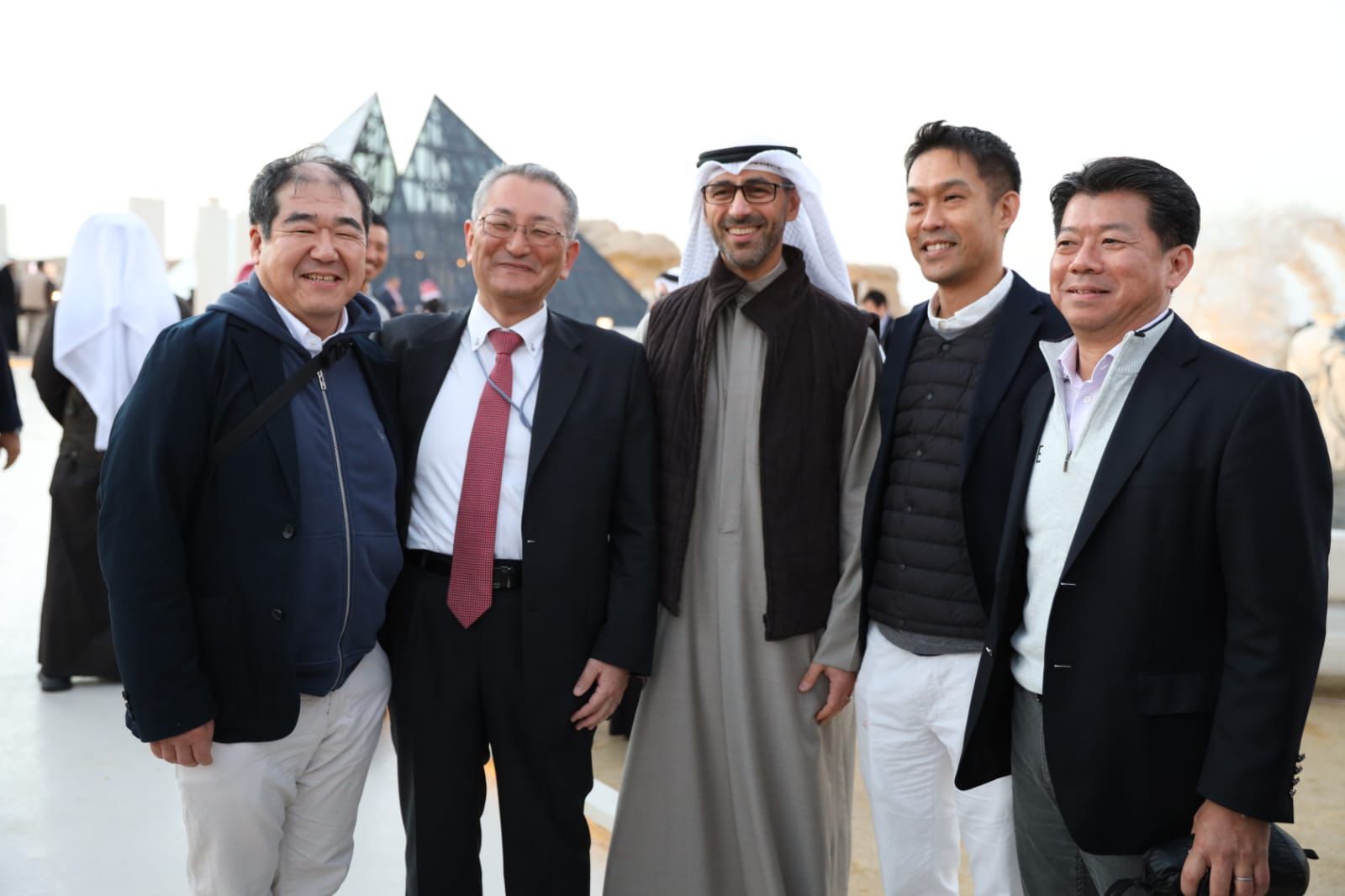 Le directeur du marketing international de la KPC avec des partenaires commerciaux