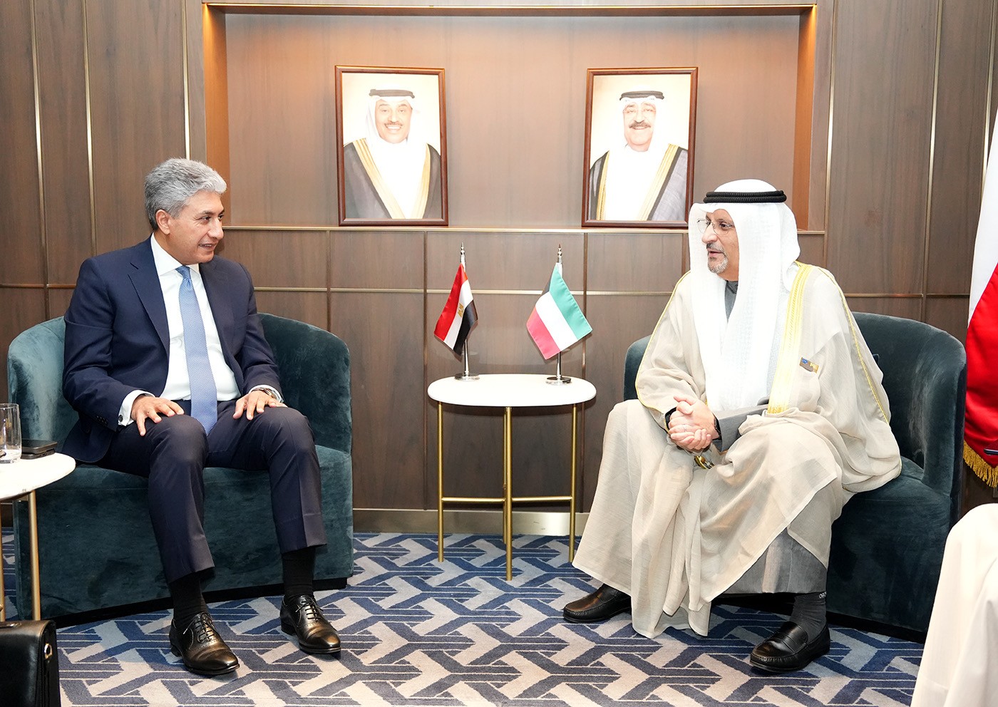 وزير الدولة لشؤون الاتصالات وتكنولوجيا المعلومات وزير الإعلام والثقافة بالوكالة عمر العمر ووزير السياحة والاثار في جمهورية مصر العربية شريف فتحي