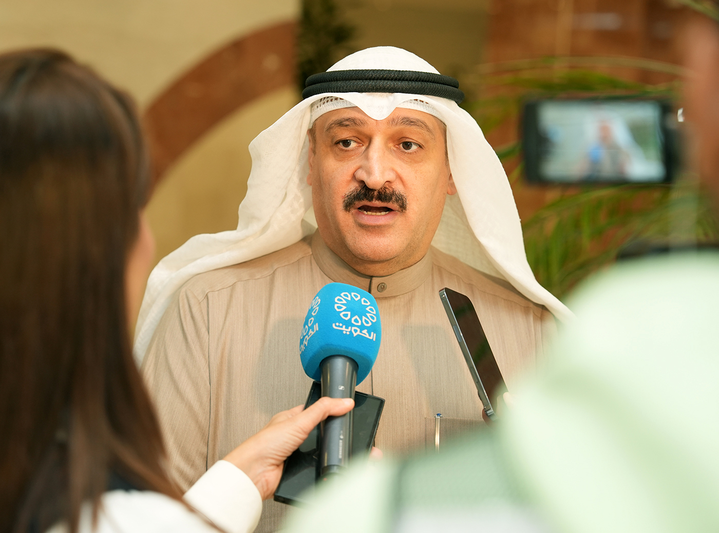 وزير الصحة الدكتور أحمد العوضي في تصريح صحفي عقب لقائه ممثلين عن عدد من المستشفيات والشركات الطبية الأمريكية