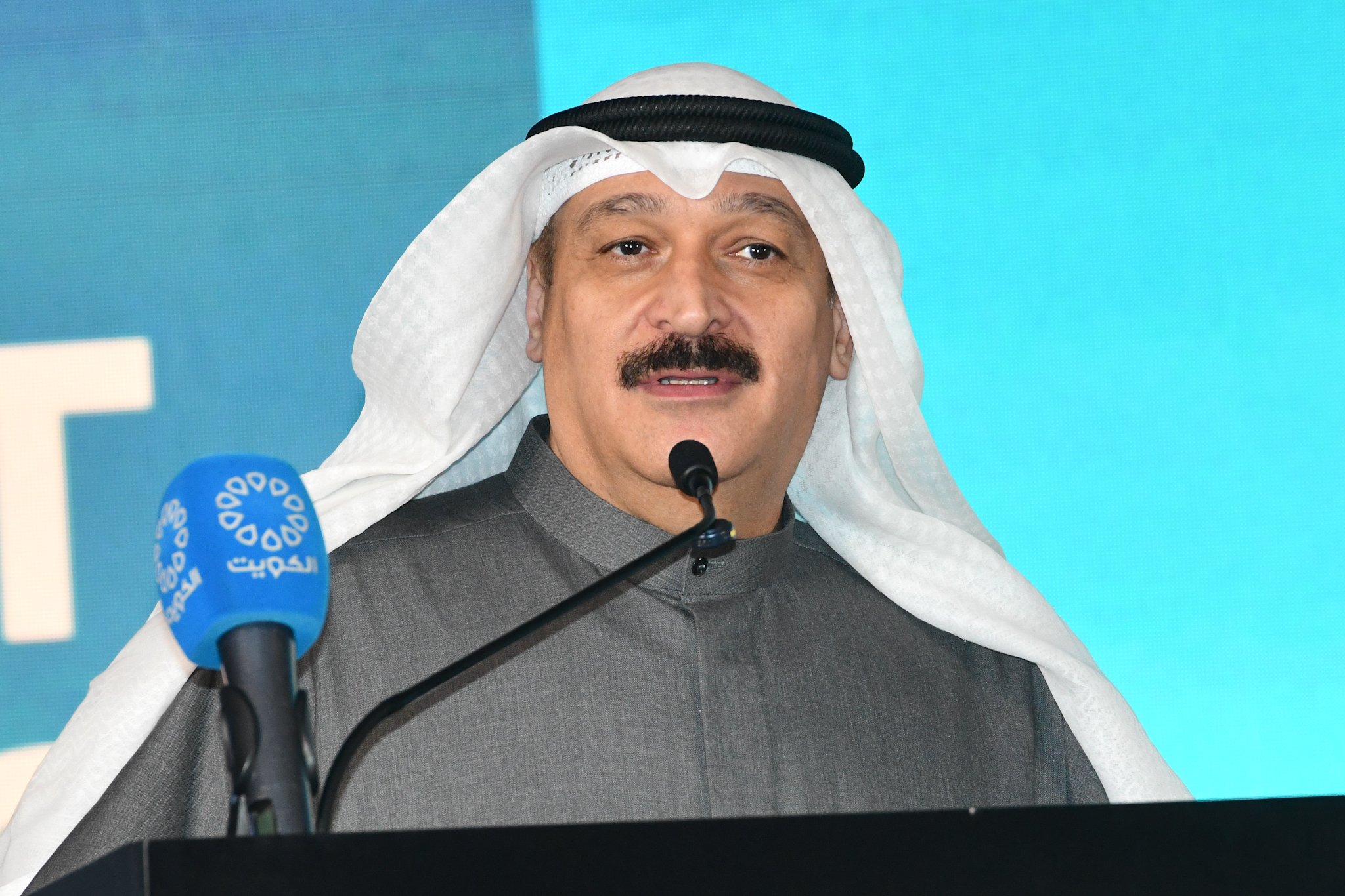 وزير الصحة الدكتور أحمد العوضي خلال كلمته الافتتاحية للمؤتمر الوطني الأول للصحة النفسية للأطفال واليافعين