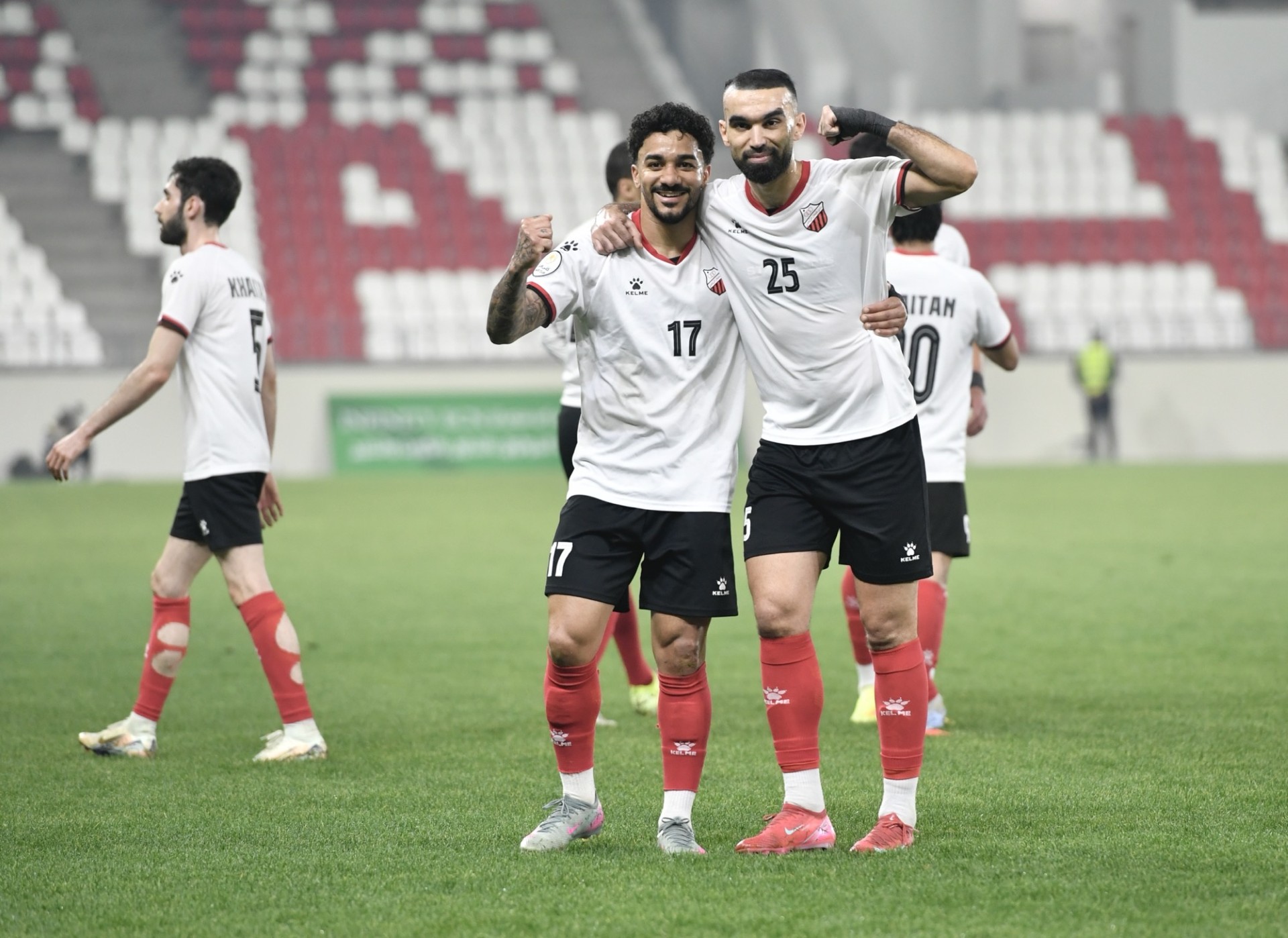 فرحة لاعبي خيطان بتسجيل الهدف