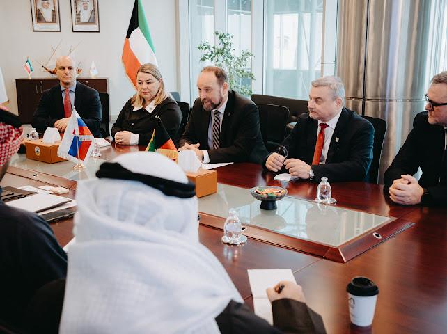 المدير العام للهيئة العامة للطيران المدني لشؤون سلامة الطيران والنقل الجوي وأمن الطيران بالتكليف مع رئيس إقليم ترنافا في جمهورية سلوفاكيا