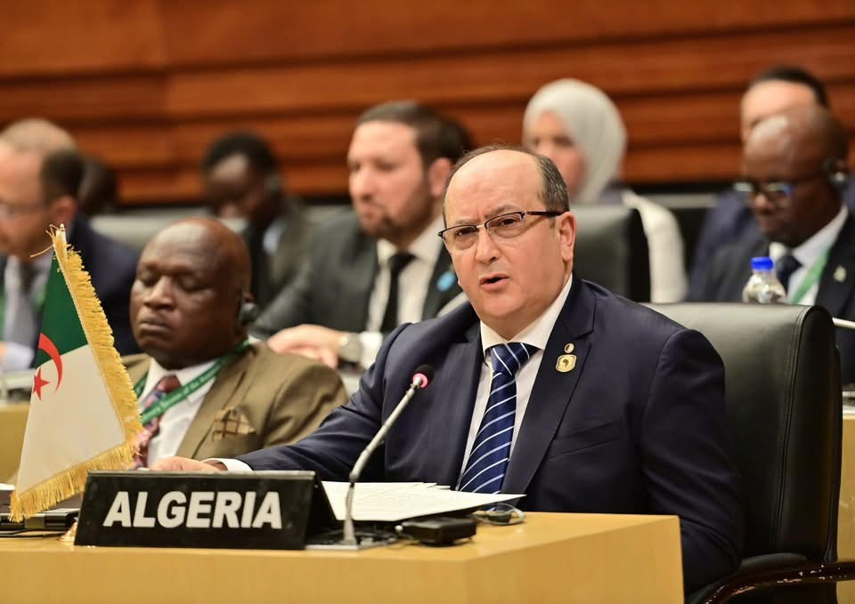 رئيس الوزراء الجزائري سيفي غريب خلال مشاركته في أعمال لجنة رؤساء الدول والحكومات الإفريقية المعنية بالتغيرات المناخية