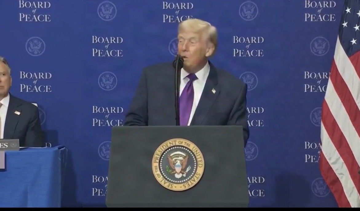 الرئيس الأمريكي دونالد ترامب