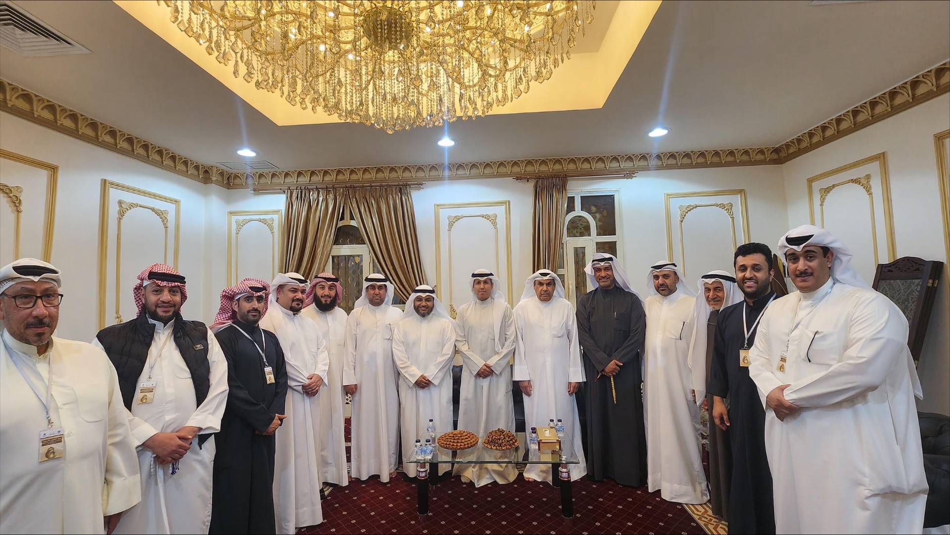 وزير الأوقاف والشؤون الإسلامية الدكتور محمد الوسمي يتفقد سير الأعمال بمسجد بلال بن رباح بمنطقة الصديق