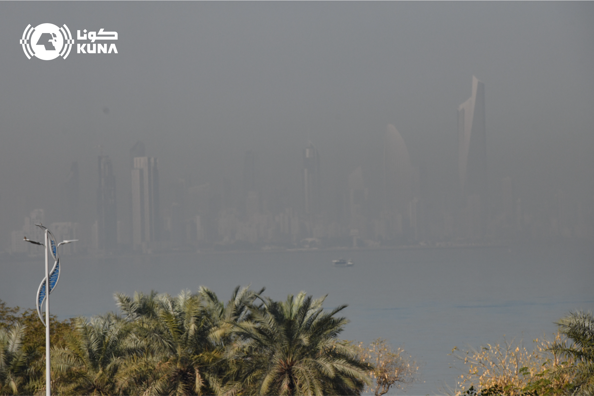 (الأرصاد الجوية): أمطار رعدية متفرقة ومتفاوتة الشدة بعد ظهر الغد تستمر حتى المساء                                                                                                                                                                         