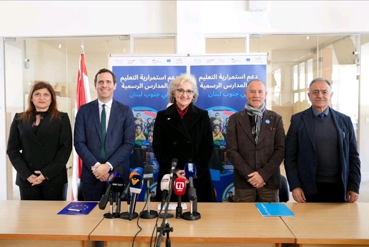 وزارة التربية اللبنانية والاتحاد الأوروبي و(يونيسف) خلال زيارة ميدانية مشتركة للمدارس الحدودية