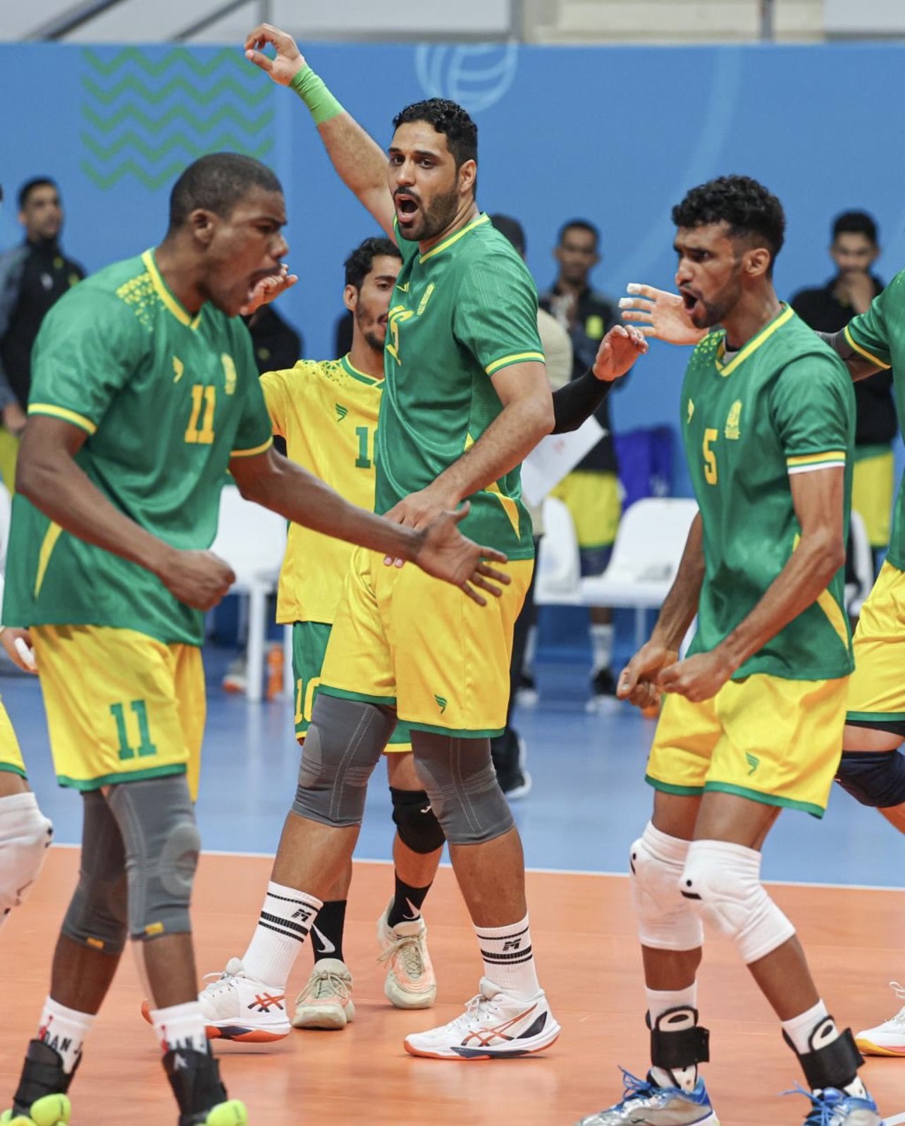 فرحة لاعبين السيب