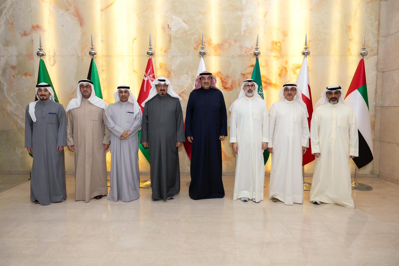 سمو ولي العهد وسمو رئيس مجلس الوزراء يقومان بزيارة إلى ديوان عام وزارة الخارجية