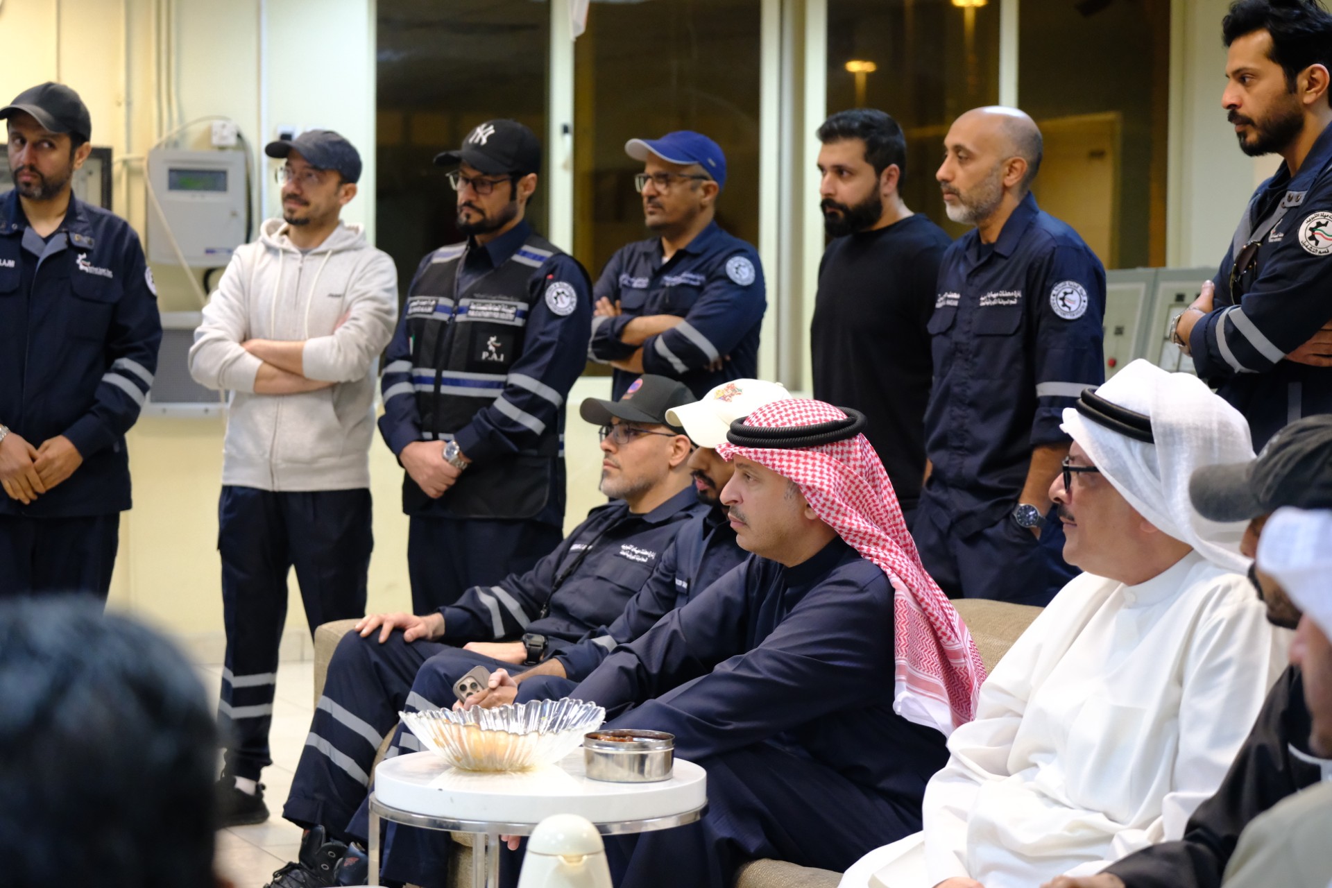 وزير التجارة يتفقد منطقة الشعيبة الصناعية وسير عملها في الظروف الاستثنائية