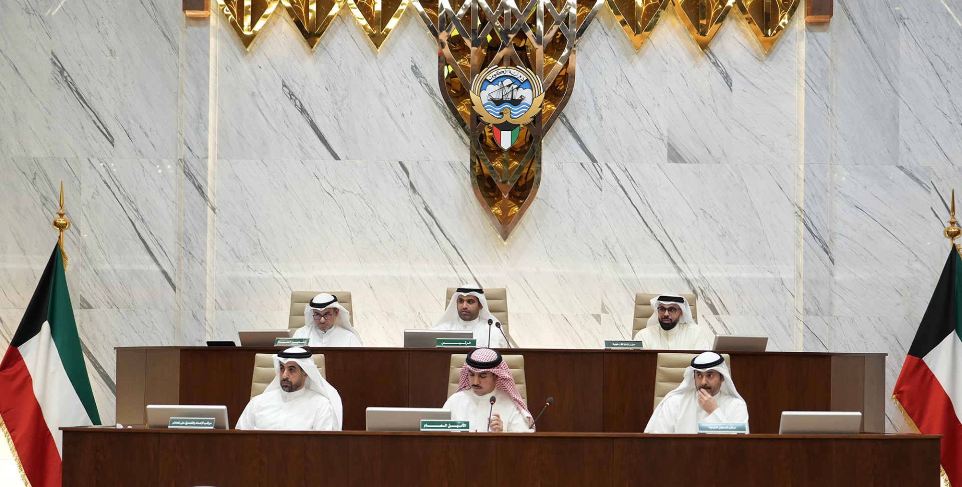 المجلس البلدي في جلسته الرئيسية برئاسة عبدالله المحري